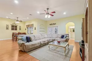 30342 Vitex Ave, Eustis, FL 32736 - Photo 10