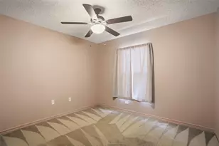 9015 Gibralter St, Spring Hill, FL 34608 - Photo 22