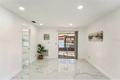 6324 Bonnie Bay Circle N, Pinellas Park, FL 33781 - Photo 8