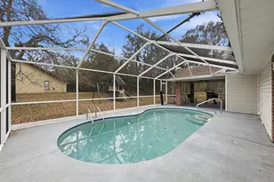 132 Forest Wood Ct, Spring Hill, FL 34609 - Photo 2
