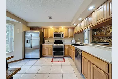 132 Forest Wood Court, Spring Hill, FL 34609 - Photo 10