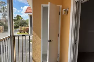 21007 Sunpoint Way, Lutz, FL 33558 - Photo 8