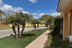 21007 Sunpoint Way, Lutz, FL 33558 - Photo 4