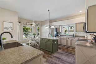 1744 Mapleleaf Blvd, Oldsmar, FL 34677 - Photo 32