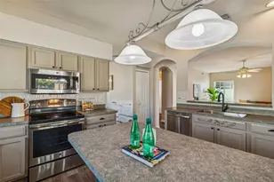 1744 Mapleleaf Blvd, Oldsmar, FL 34677 - Photo 42