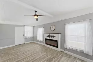 10810 Freedom Dr, Port Richey, FL 34668 - Photo 4