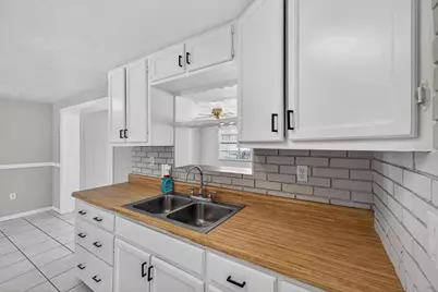 8634 Velvet Drive, Port Richey, FL 34668 - Photo 20