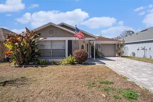 312 Benson St, Valrico, FL 33594 - Photo 2