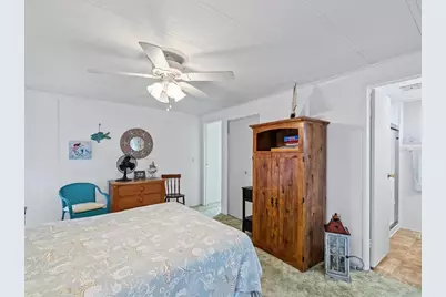 6439 Theresa Avenue, Weeki Wachee, FL 34607 - Photo 18