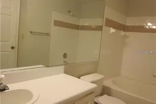 5606 Pinnacle Heights Cir, Tampa, FL 33624 - Photo 8