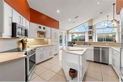 14122 Newcastle Avenue, Spring Hill, FL 34609 - Photo 20