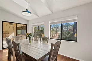 8006 Picketts Ct, Weeki Wachee, FL 34613 - Photo 12