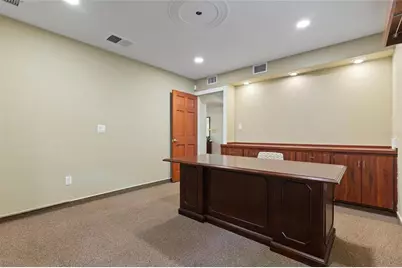 600 E Tarpon Avenue, Tarpon Springs, FL 34689 - Photo 8