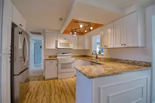 13525 Maria Dr, Hudson, FL 34667 - Photo 10