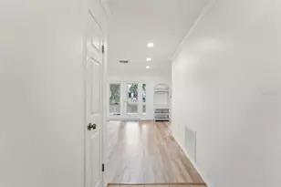 8702 Seeley Ln, Hudson, FL 34667 - Photo 6