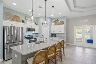 8392 Christopher Ln, Weeki Wachee, FL 34613 - Photo 4