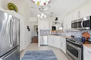 13037 Hillyer Ln, Hudson, FL 34667 - Photo 16