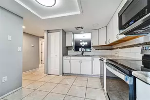 8330 High Point Cir, Port Richey, FL 34668 - Photo 2