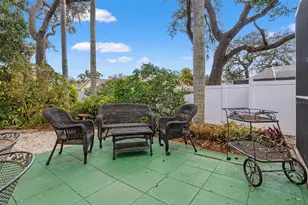 958 Ridgewood Terrace, Tarpon Springs, FL 34689 - Photo 56