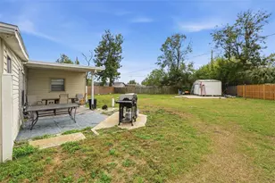 1709 Carnegie Cir, Tampa, FL 33619 - Photo 26