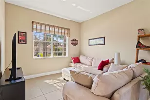 3303 Stonegate Falls Dr, Land O Lakes, FL 34638 - Photo 10