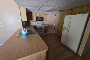 1364 Dill Ave, Spring Hill, FL 34608 - Photo 6