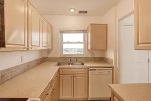 4939 Floramar Terrace, New Port Richey, FL 34652 - Photo 12