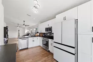 302 Summer Sails Dr, Valrico, FL 33594 - Photo 16