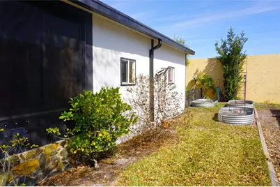 21052 Little Magens Loop, Lutz, FL 33558 - Photo 22