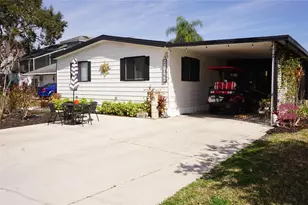 21052 Little Magens Loop, Lutz, FL 33558 - Photo 2