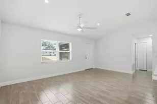 8165 Ridge Rd, Weeki Wachee, FL 34613 - Photo 16