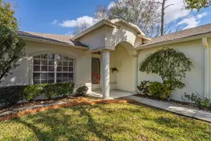 11829 Ivywood Pl, New Port Richey, FL 34654 - Photo 8