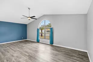 2089 Danforth Rd, Spring Hill, FL 34608 - Photo 18