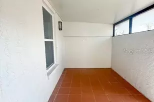 5415 Parkside Villas Dr, Saint Petersburg, FL 33709 - Photo 22