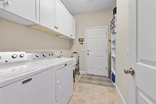 1707 Trillium Blvd, Brooksville, FL 34604 - Photo 38