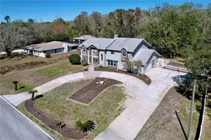 10655 Lakeview Dr, New Port Richey, FL 34654 - Photo 84