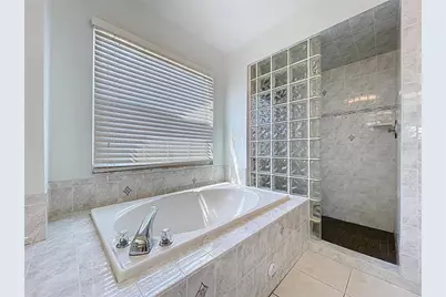 10655 Lakeview Drive, New Port Richey, FL 34654 - Photo 40