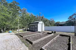 10655 Lakeview Dr, New Port Richey, FL 34654 - Photo 66