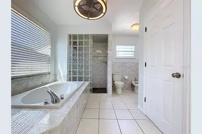 10655 Lakeview Drive, New Port Richey, FL 34654 - Photo 38