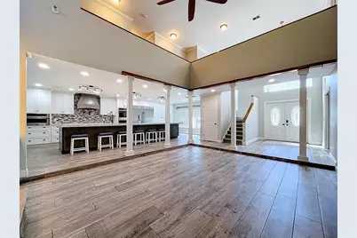 10655 Lakeview Drive, New Port Richey, FL 34654 - Photo 12