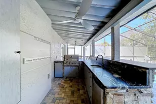 10655 Lakeview Dr, New Port Richey, FL 34654 - Photo 58