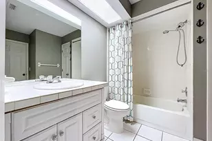 10655 Lakeview Dr, New Port Richey, FL 34654 - Photo 44