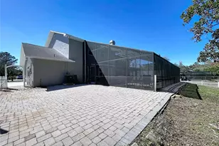 10655 Lakeview Dr, New Port Richey, FL 34654 - Photo 68