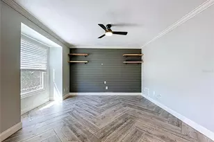 10655 Lakeview Dr, New Port Richey, FL 34654 - Photo 6