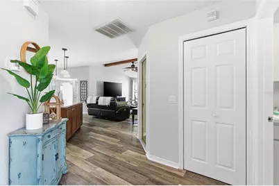 3050 Stephanie Drive, Spring Hill, FL 34608 - Photo 8