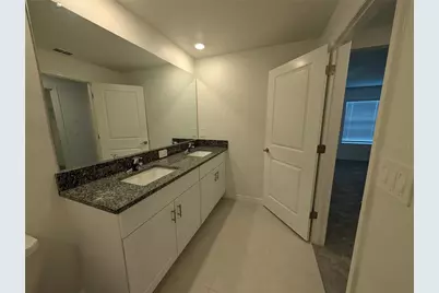 32021 Spiceberry Street, San Antonio, FL 33576 - Photo 12