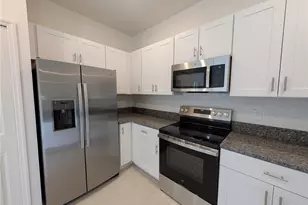 32021 Spiceberry St, San Antonio, FL 33576 - Photo 4