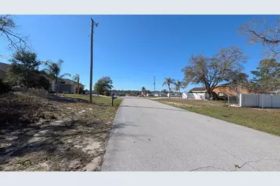 13014 Hanley Drive, Spring Hill, FL 34609 - Photo 4
