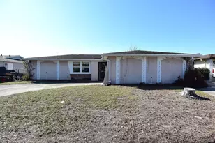 5606 Belleza Dr, Holiday, FL 34690 - Photo 2