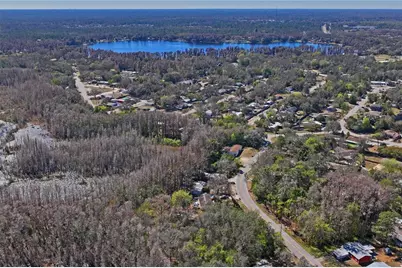 9 10 Lake Drive, New Port Richey, FL 34654 - Photo 10